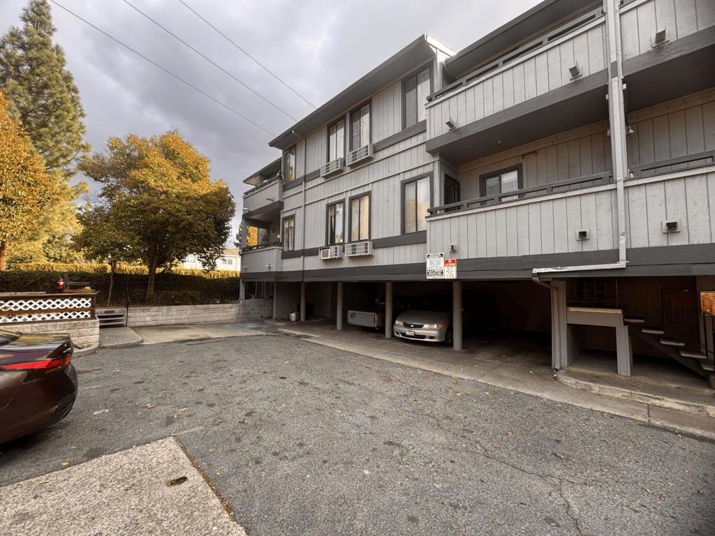 2065 Riley Court