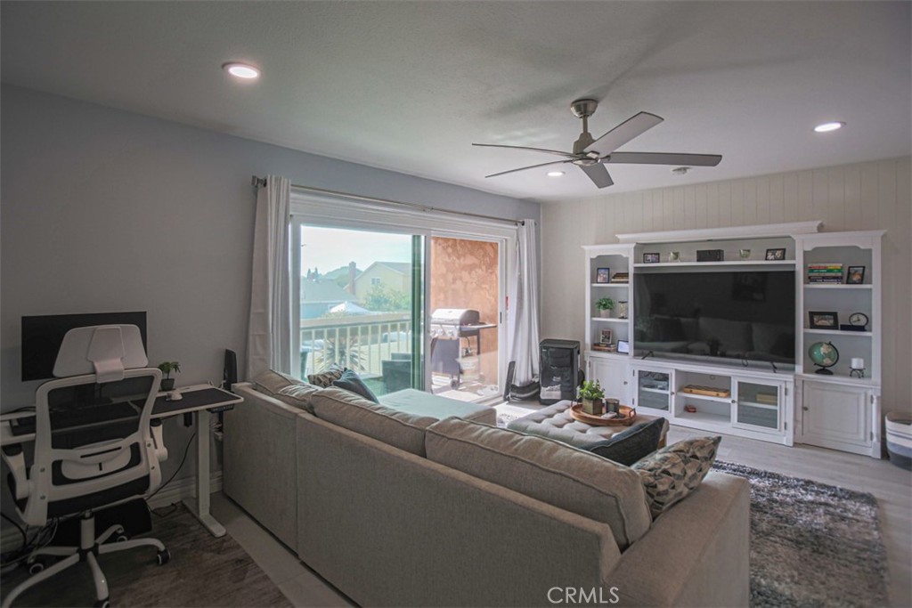 6600 Warner Avenue 102