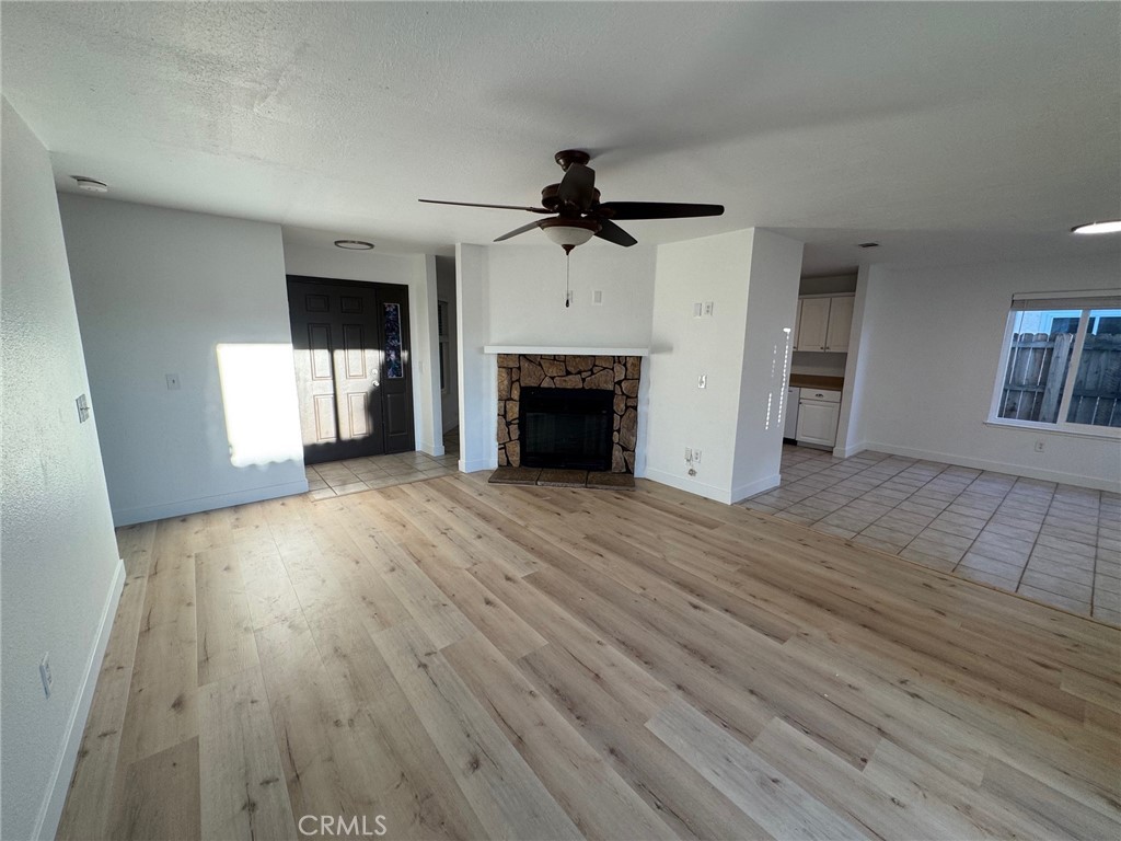 10333 Tamarisk Avenue