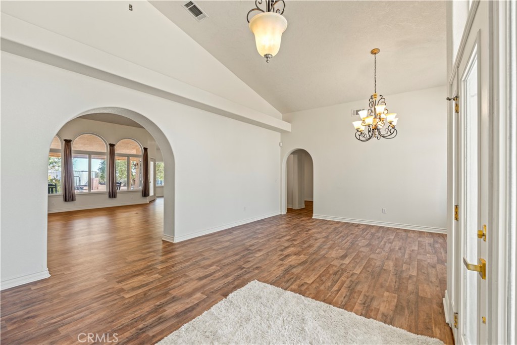 9098 Rattlesnake Road
