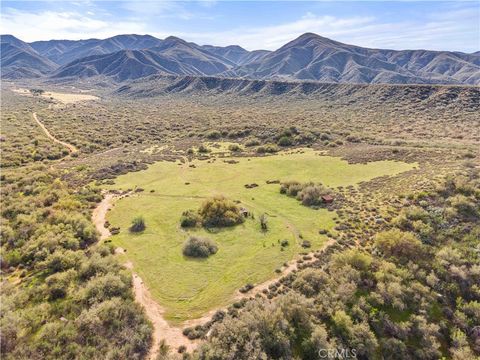 Photo of 0 Cottonwood/Schoolhouse, Cuyama, CA 93254 (MLS # SR26011261)
