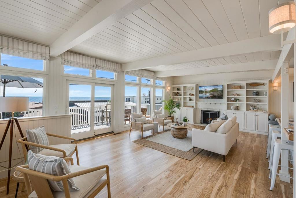 621 Beach Drive