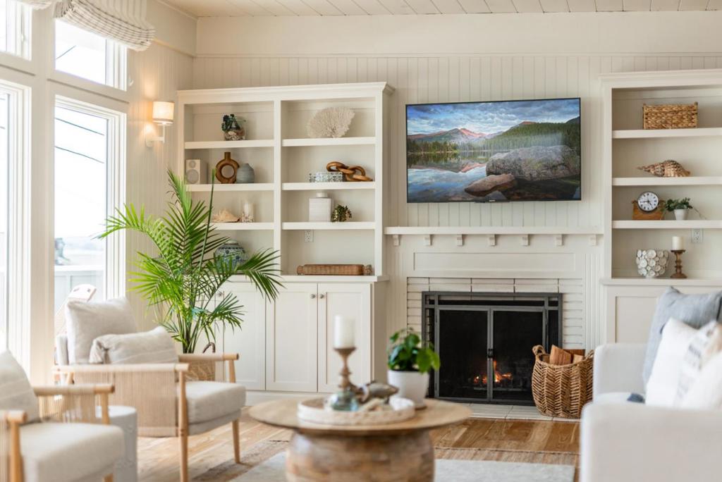 621 Beach Drive