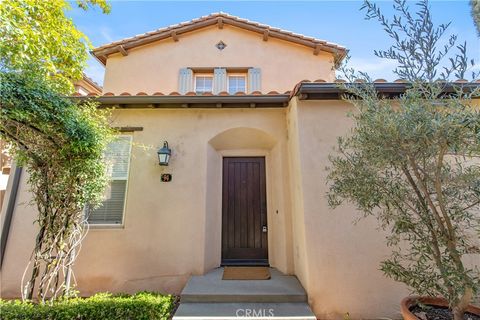 Photo of 94 Chantilly, Irvine, CA 92620 (MLS # OC26081372)