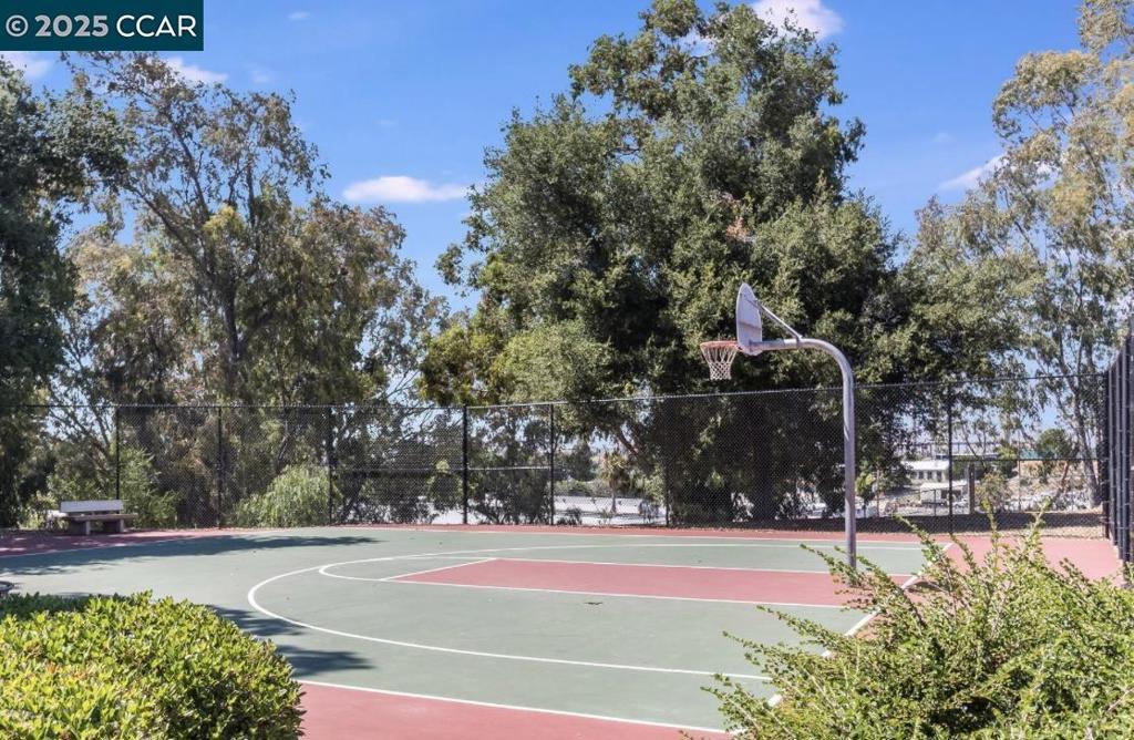 WESTAIRE MANOR - Residential