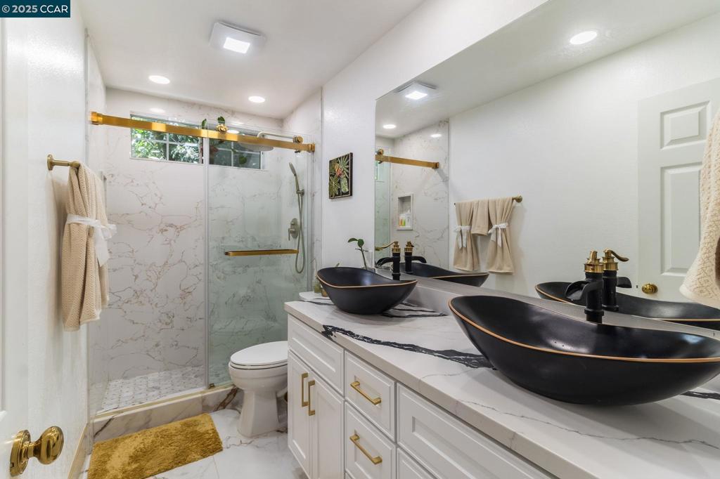 WESTAIRE MANOR - Residential