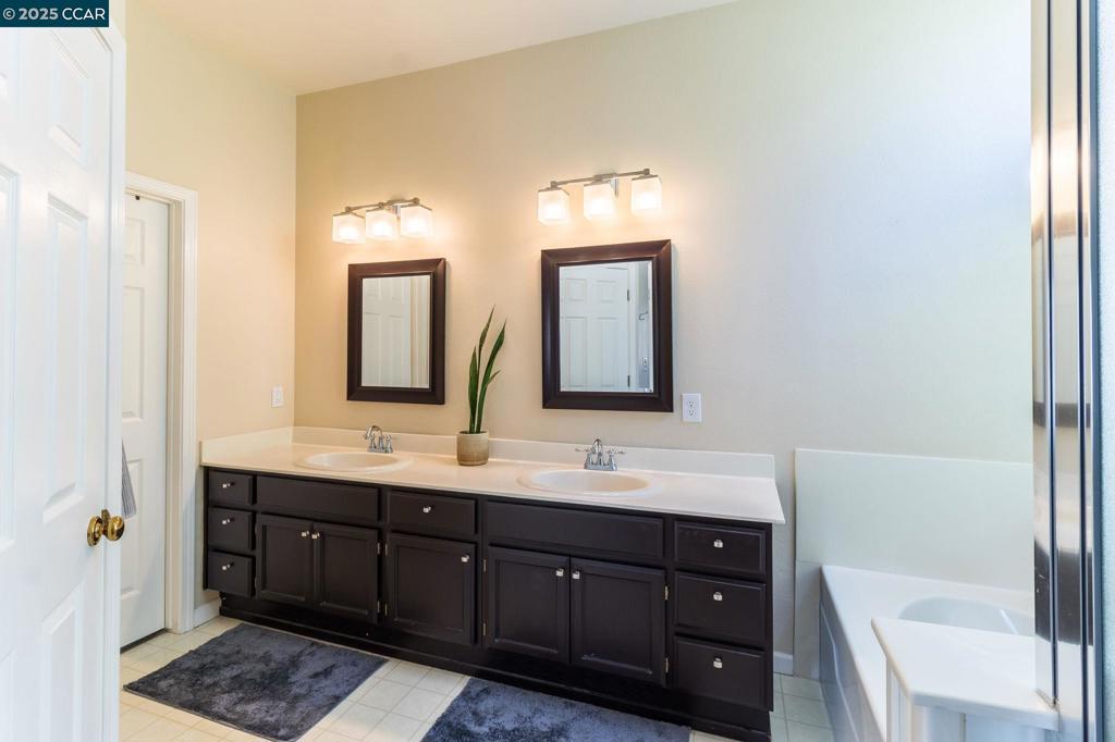 WESTAIRE MANOR - Residential