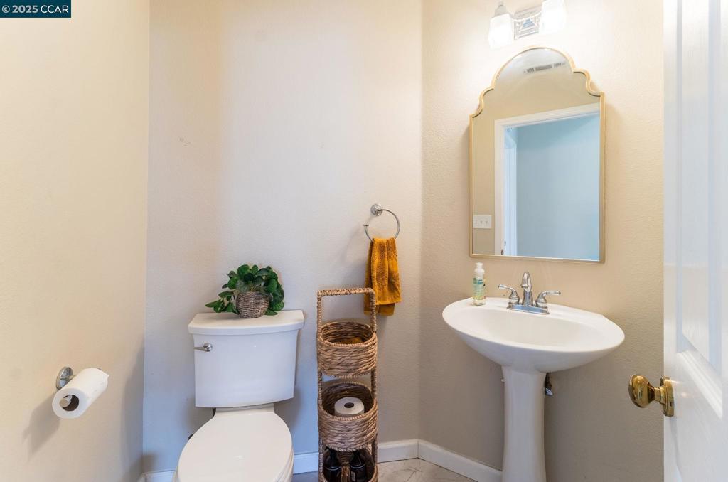 WESTAIRE MANOR - Residential