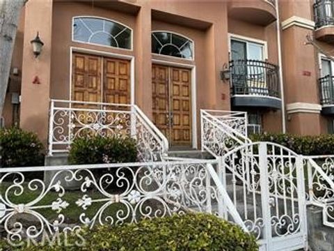 Photo of 1629 W 207th St #B, Torrance, CA 90501 (MLS # PV25174698) Photo of 1629 W 207th St #B, Torrance, CA 90501 (MLS # PV25174698)