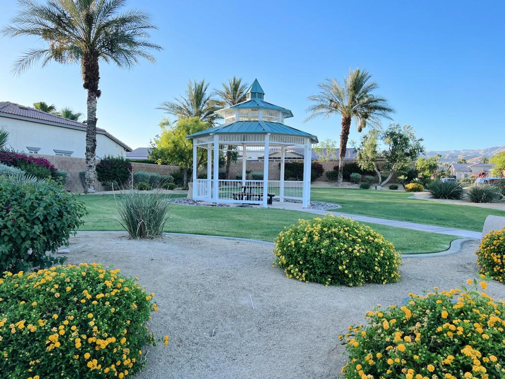 Shadow Hills - Residential