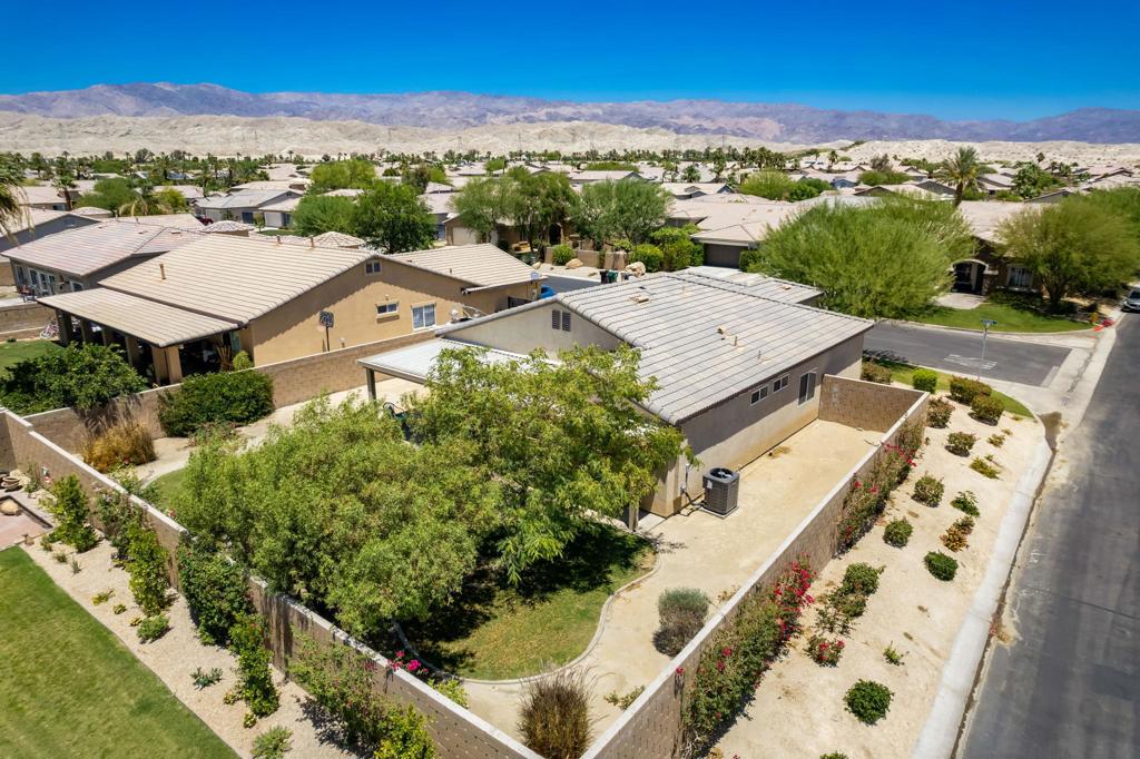 Shadow Hills - Residential