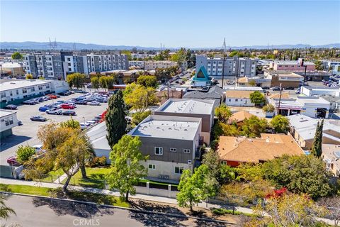 7443 Troost Avenue North Hollywood CA 91605