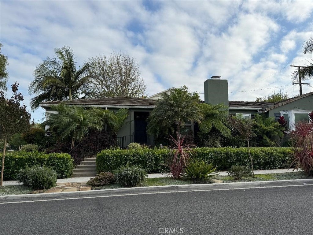 730 E Roosevelt