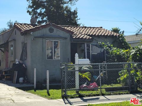 Photo of 666 W 62nd Street, Los Angeles, CA 90044 (MLS # 26650493)