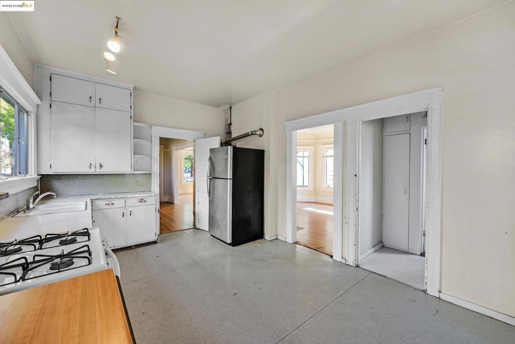BERKELEY BOWL - Residential