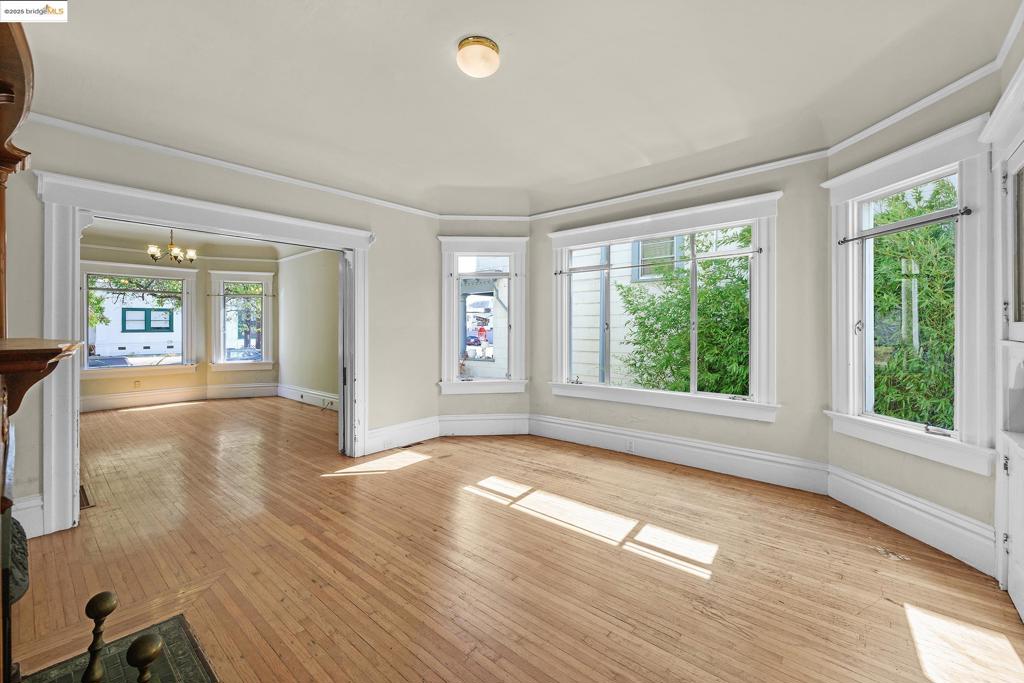 BERKELEY BOWL - Residential
