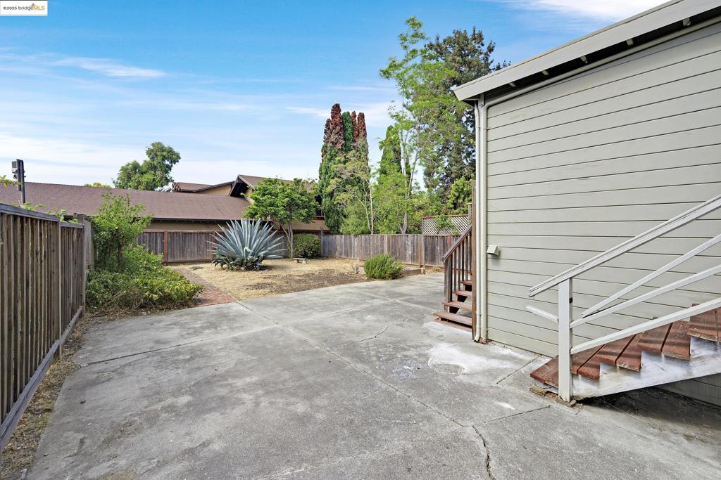 BERKELEY BOWL - Residential