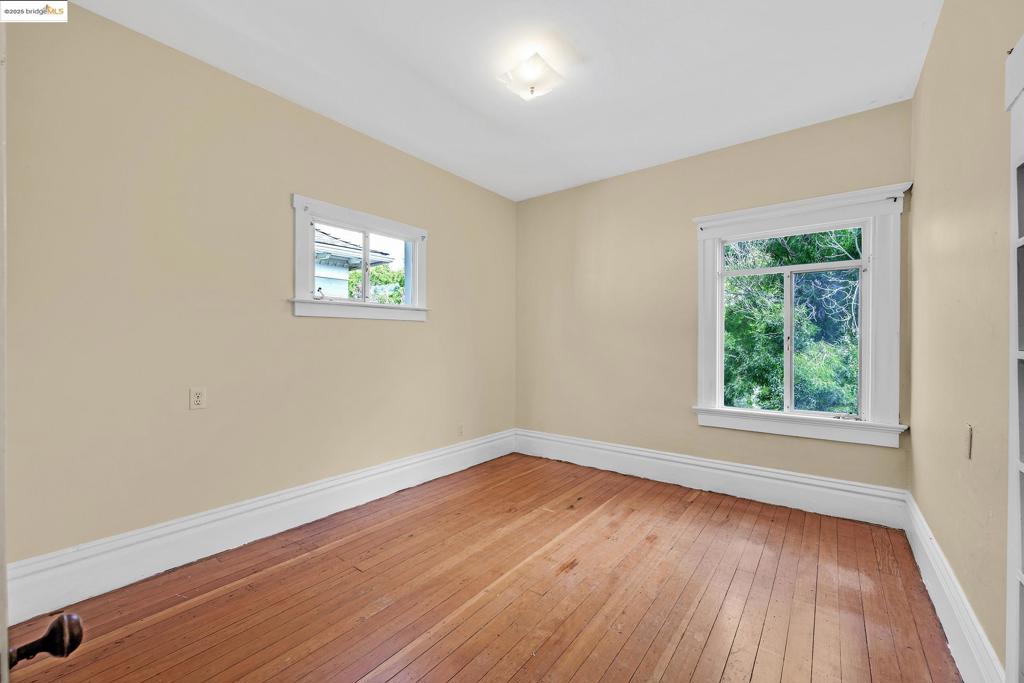 BERKELEY BOWL - Residential