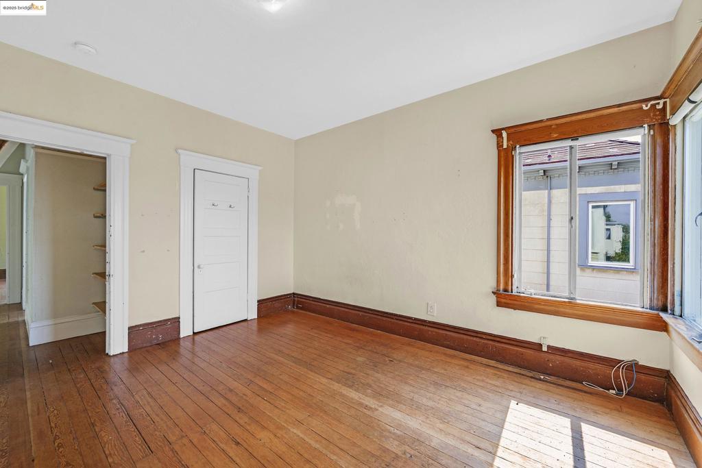 BERKELEY BOWL - Residential