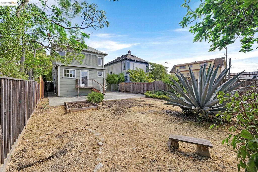 BERKELEY BOWL - Residential