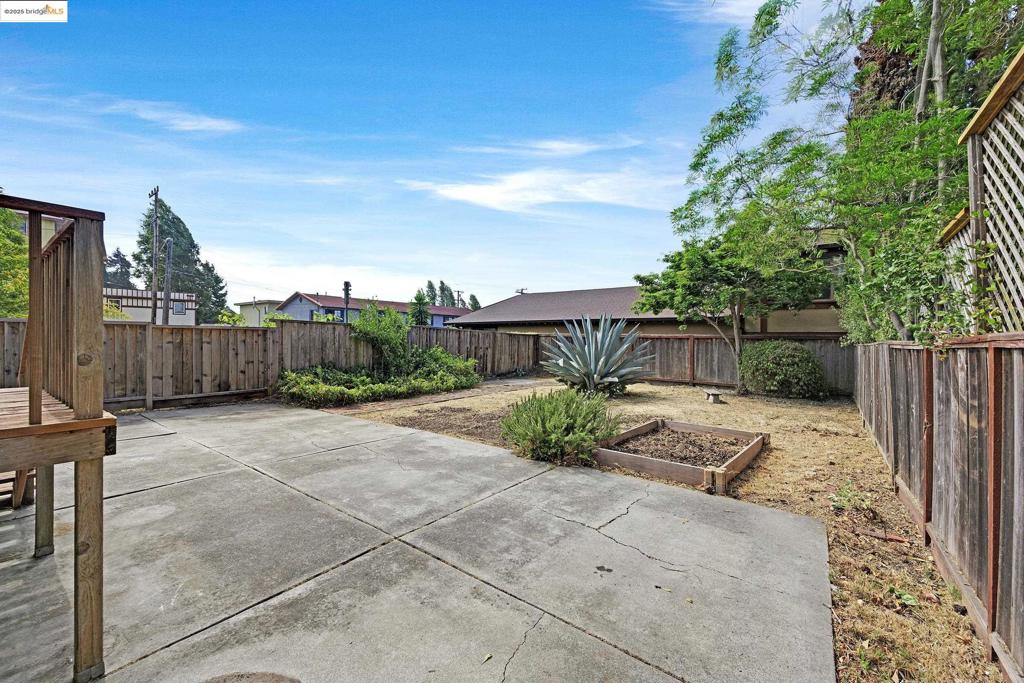 BERKELEY BOWL - Residential