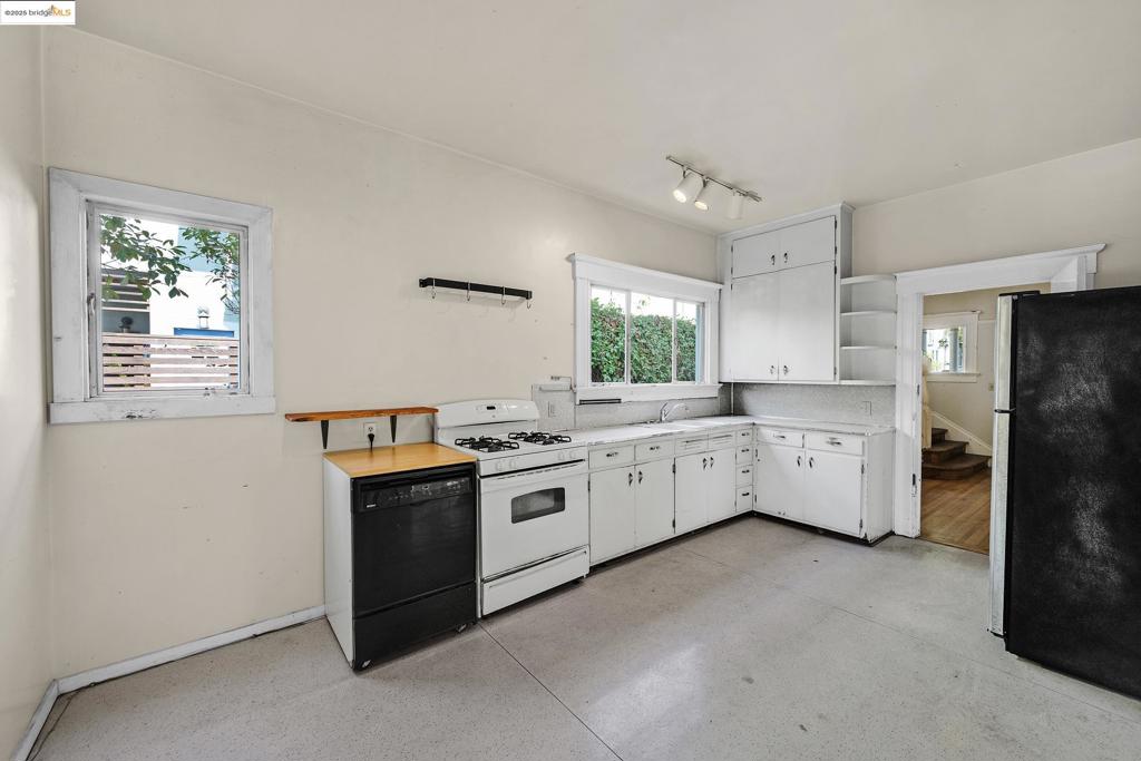 BERKELEY BOWL - Residential