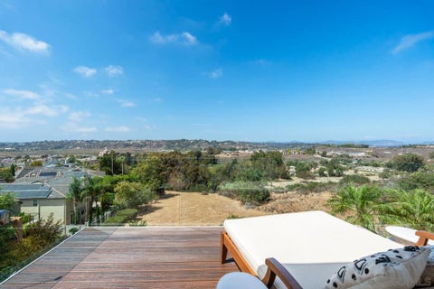 Photo of 3772 Modena Pl PL, San Diego, CA 92130 (MLS # 260019562SD)