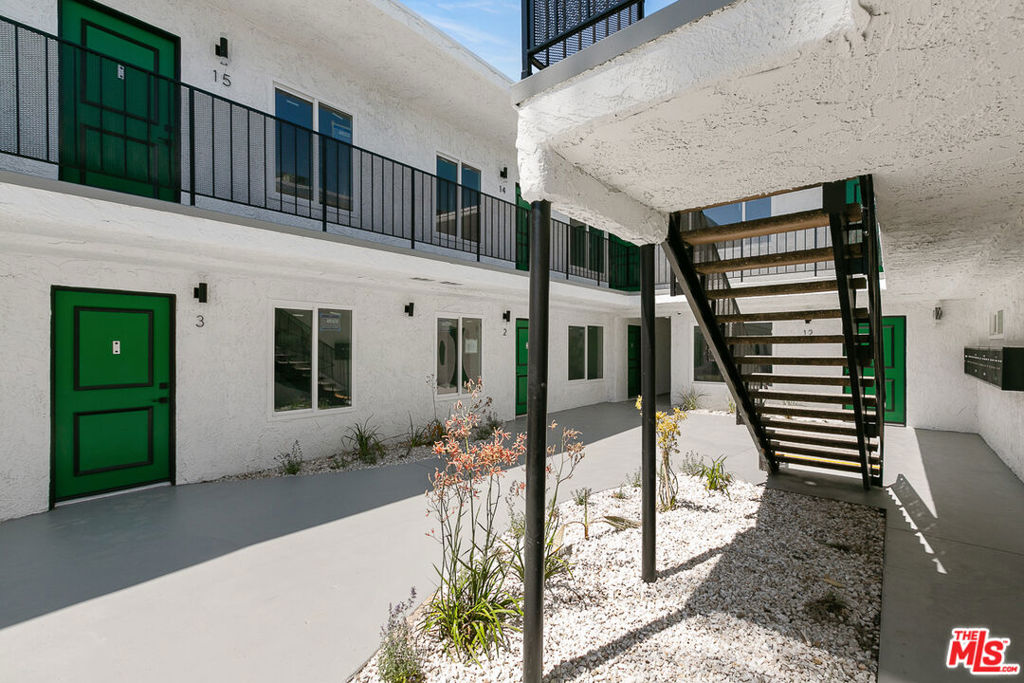 Reduced! Van Nuys / Lake Balboa Modern 2 Bed, 2 Bath Apartment with Gated Parking. Efficiency units available on first & Second floor of a 24-unit courtyard building. Pool and on-site laundry. The unit features modern finishes, including stainless steel appliances, microwave, dishwasher, and central AC/heat. Both bathrooms are upgraded with tile. The primary bedroom includes an en-suite bath, while the second bedroom is ideal for a home office or guest room. Tandem gated parking for two vehicles included.