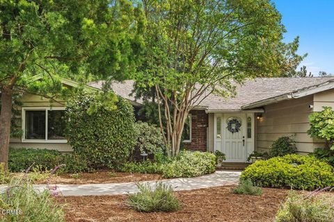 Photo of 2344 Jayma Lane, La Crescenta, CA 91214 (MLS # P1-26927)