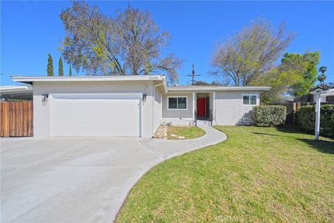 Photo of 10028 Mildred Court, Riverside, CA 92503 (MLS # CV26036261)