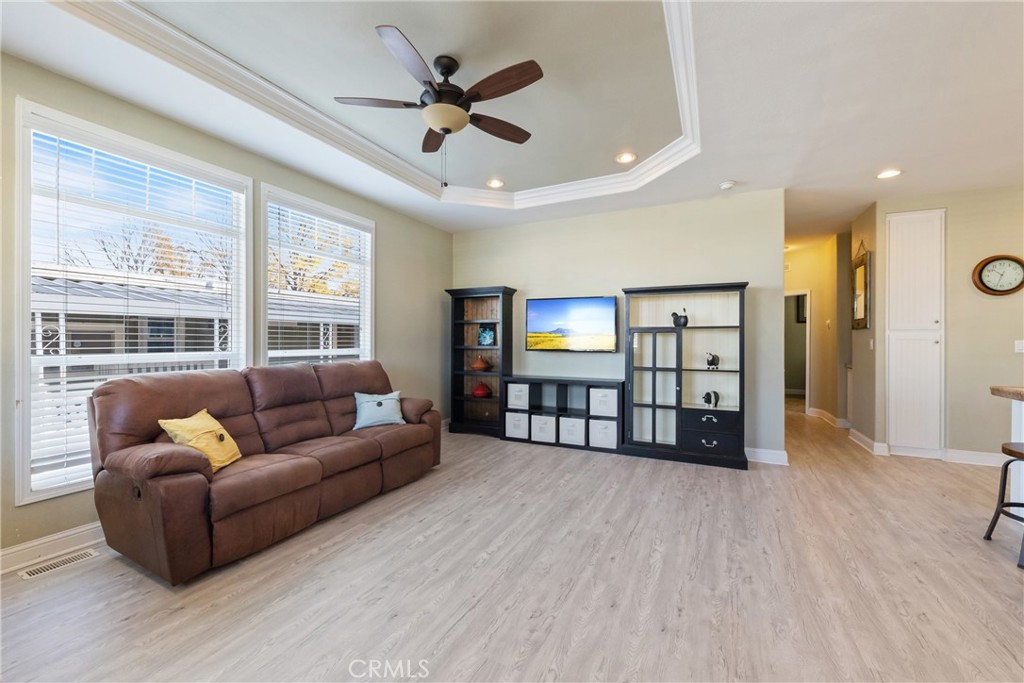 15111 Pipeline Avenue 196