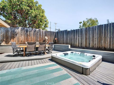 Photo of 1006 Little Street, Napa, CA 94558 (MLS # OC25236004) Photo of 1006 Little Street, Napa, CA 94558 (MLS # OC25236004)