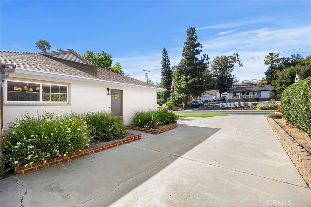 15914 West