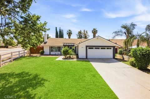 Photo of 24537 Filaree Ave, Moreno Valley, CA 92551 (MLS # WS26078244)