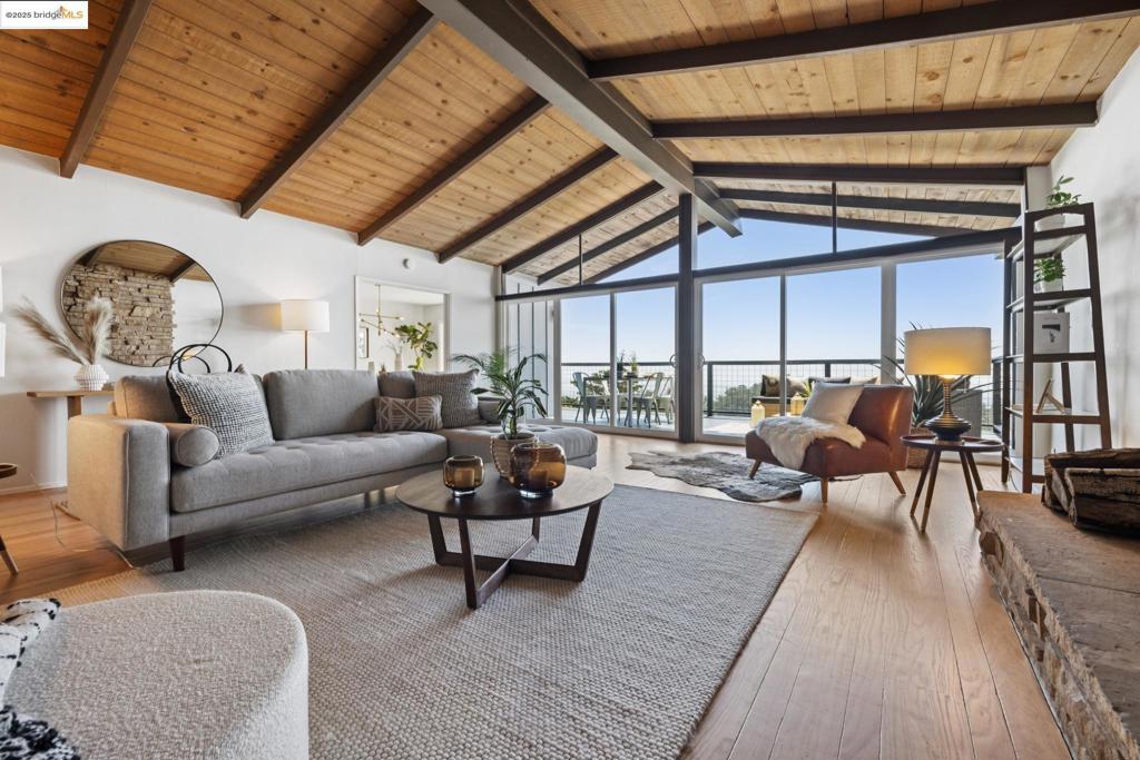 PIEDMONT PINES - Residential