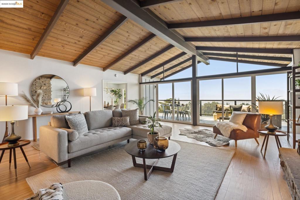 PIEDMONT PINES - Residential