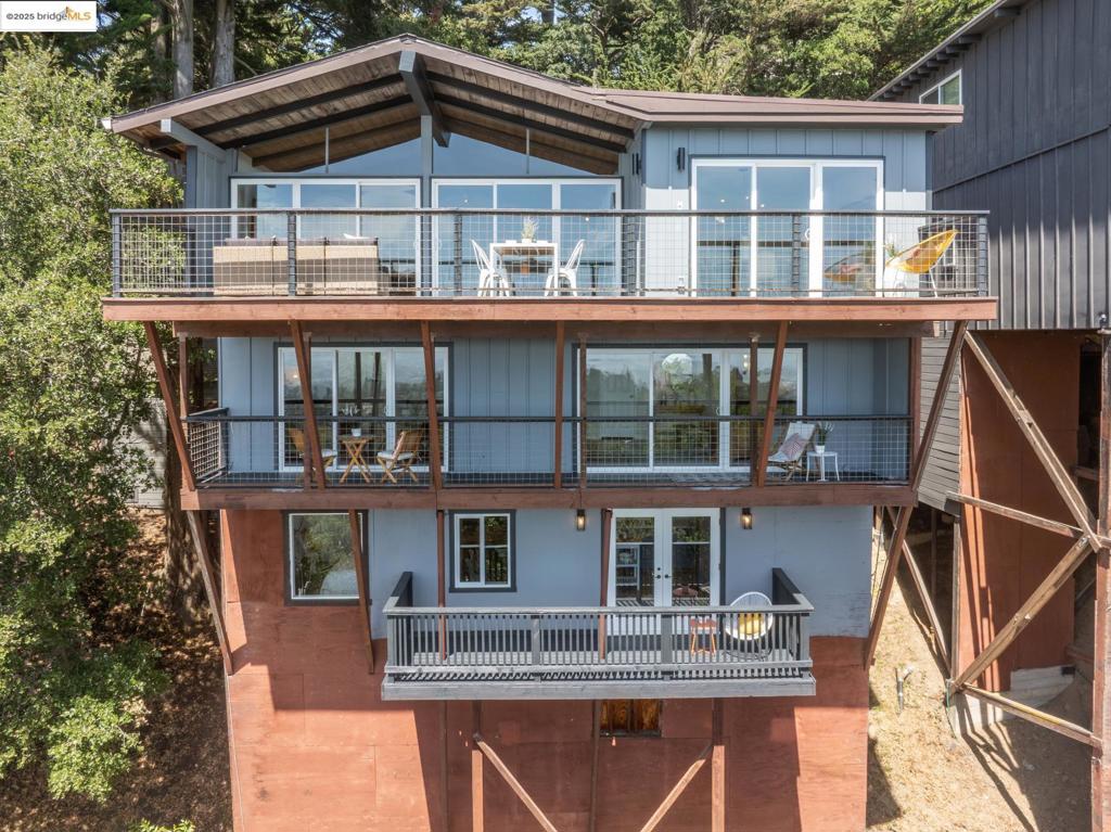 PIEDMONT PINES - Residential
