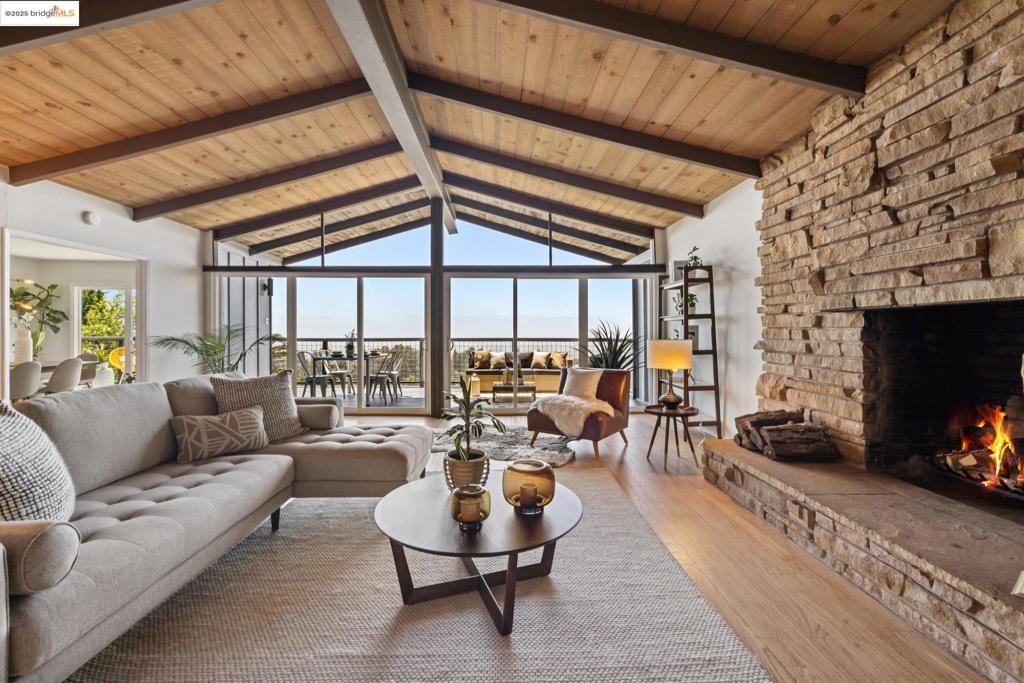 PIEDMONT PINES - Residential