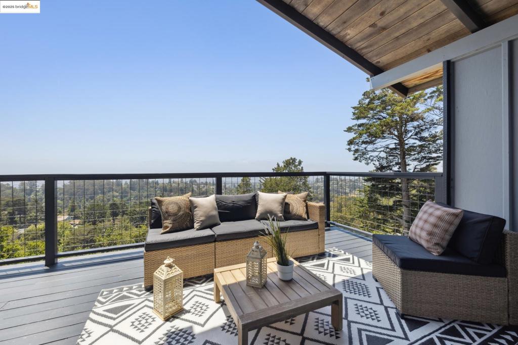 PIEDMONT PINES - Residential