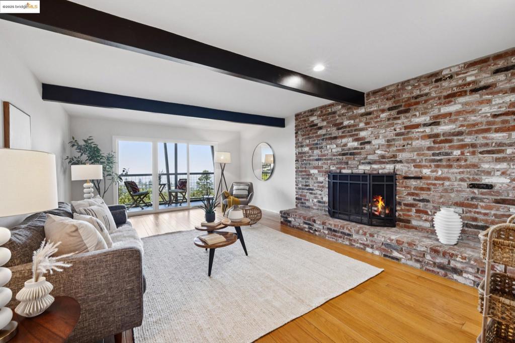 PIEDMONT PINES - Residential