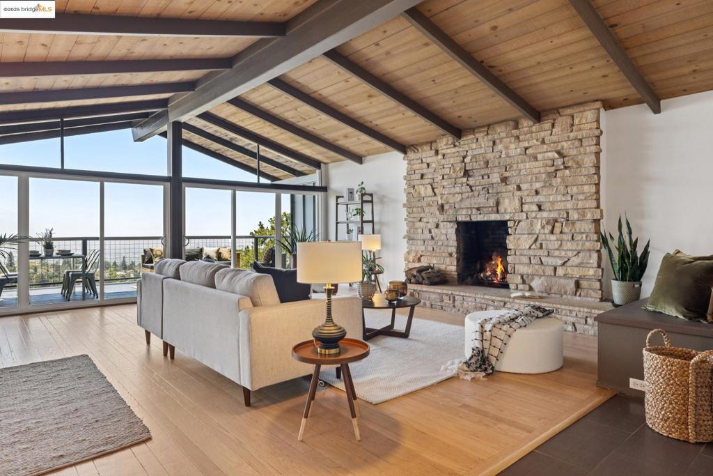PIEDMONT PINES - Residential