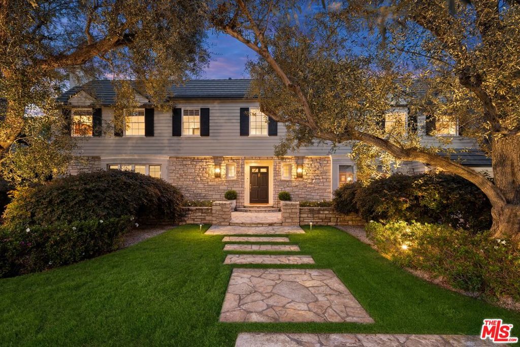 10339 Glenbarr Avenue