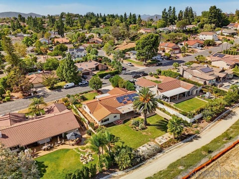Tiny photo for 17253 Saint Andrews Drive DR, Poway, CA 92064 (MLS # 260025158SD)