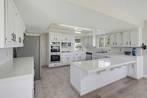 Tiny photo for 17253 Saint Andrews Drive DR, Poway, CA 92064 (MLS # 260025158SD)