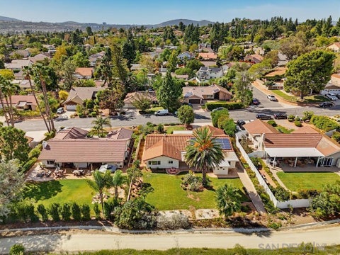 Tiny photo for 17253 Saint Andrews Drive DR, Poway, CA 92064 (MLS # 260025158SD)