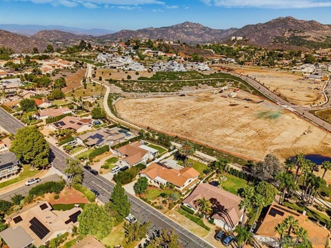 Tiny photo for 17253 Saint Andrews Drive DR, Poway, CA 92064 (MLS # 260025158SD)