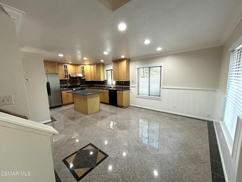 This 3-bedroom, 2.5-bath end-unit townhome is available to rent in the desirable Hidden Canyon Community! Located next to open space, it offers extra privacy and a peaceful setting. The home features updated tile flooring and a remodeled master bathroom with a slate shower and modern vanity. The kitchen features updated tile countertops, and the large tiled patio is perfect for relaxing or entertaining. Two car attached garage! New paint throughout the house!