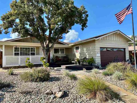 Photo of 865 865 Bower Ct Ct, Livermore, CA 94550 (MLS # 41123890)