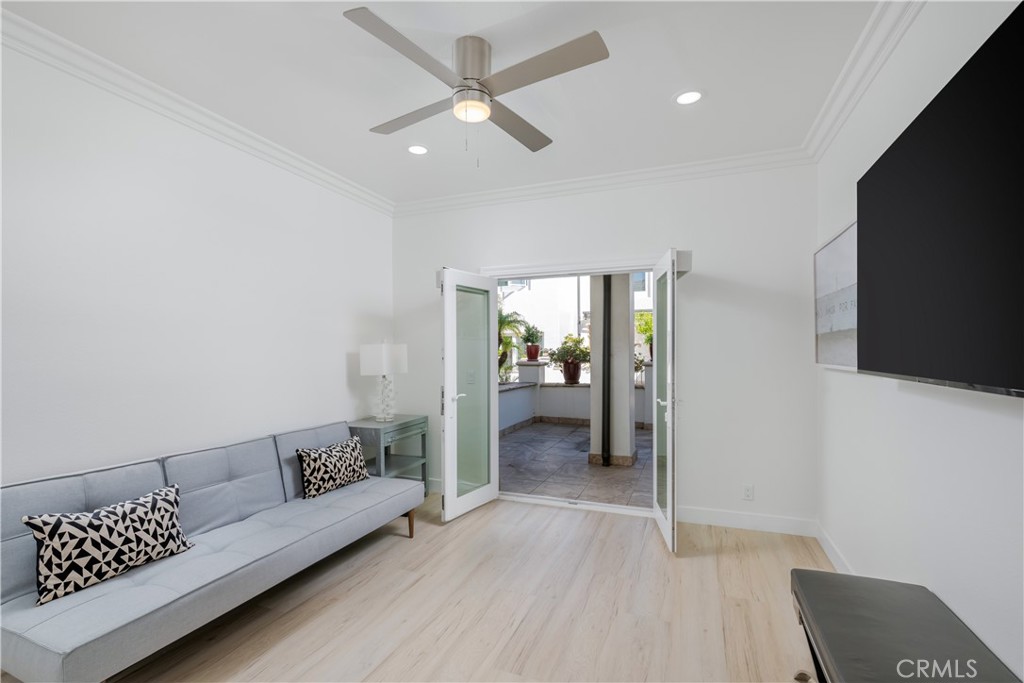 401 Seaward Road 2, Corona Del Mar CA 92625 - Photo 20