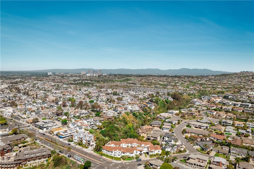 401 Seaward Road 2, Corona Del Mar CA 92625 - Photo 25